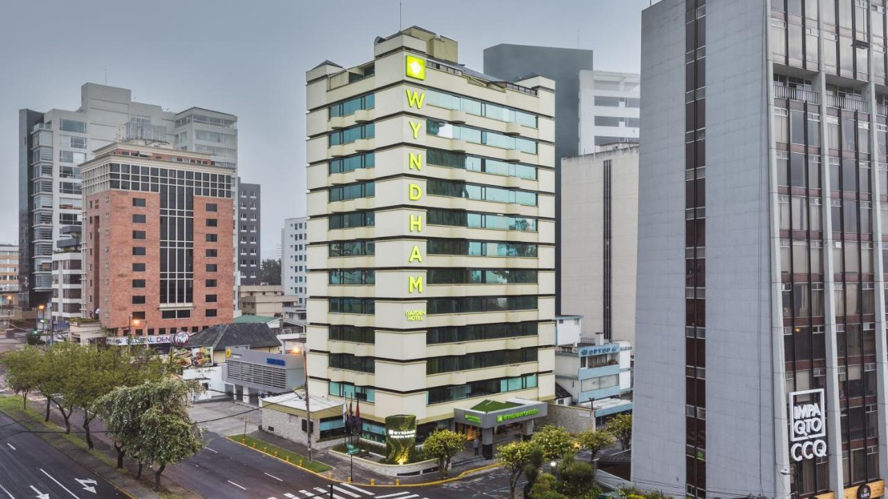 Wyndham Garden Quito Hotel Exterior photo